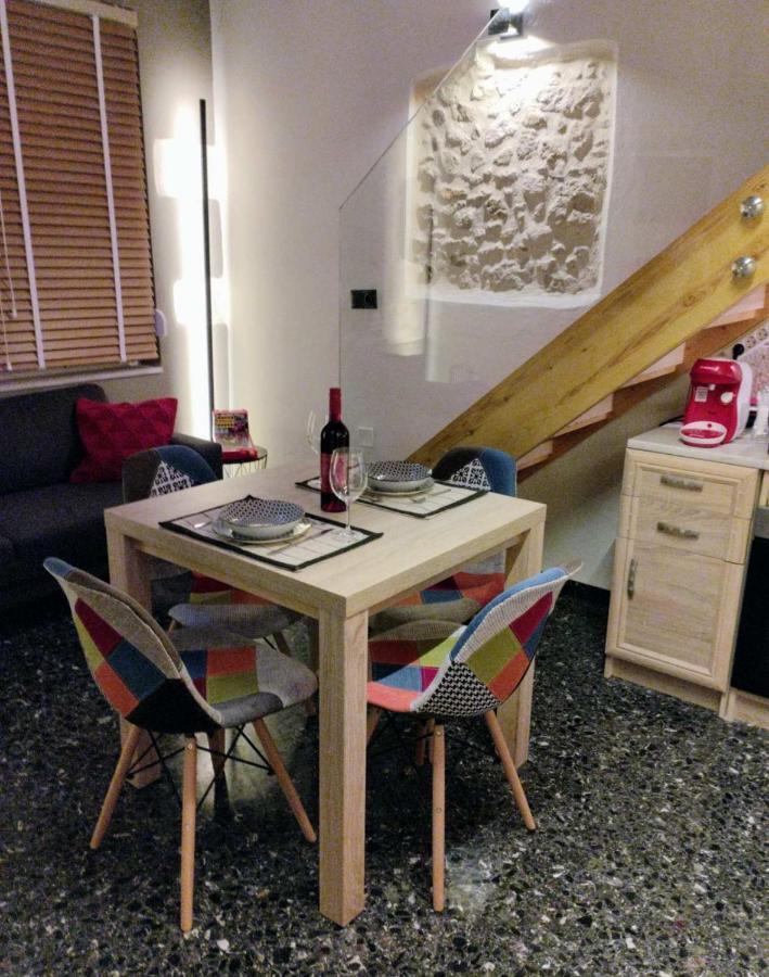 Arcade Central Retro Apartment Rethimnon Buitenkant foto