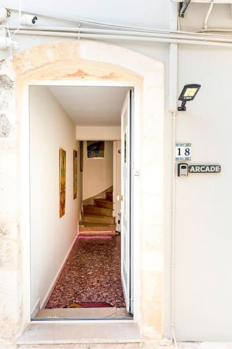 Arcade Central Retro Apartment Rethimnon Buitenkant foto